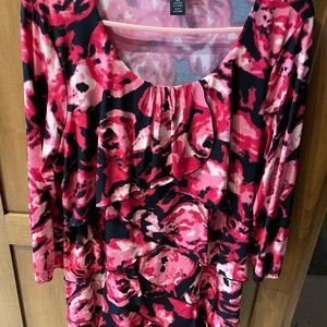 09 Great top for spring or office